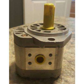 30230422, P1AAN2008HL20 C02, HPI Hydroperfect International Hydraulic Pump