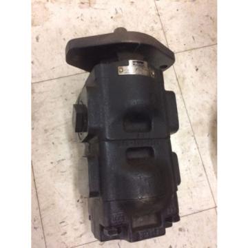 parker hydraulic pump Part Number 7029122048