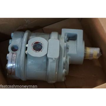 KENNEDY PD311PAAF10 ROTARY HYDRAULIC PUMP PARKER 152A905-1 62C35577 0.500-14 NPT