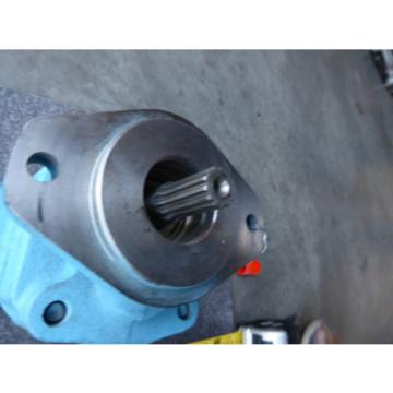 NEW PERMCO HYDRAULIC PUMP # P197A186FBZA15-14