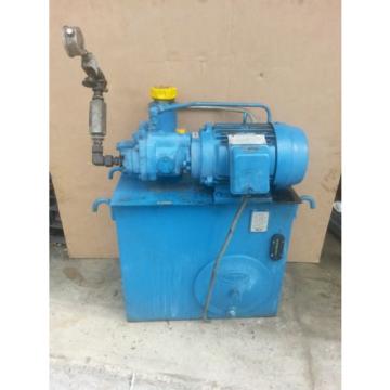 TOYOOKI KOGYO GG5D6520.Y.NC-0971 HYDRAYLIC PUMP W/ MOTOR TOSHIBA 3 PHASE