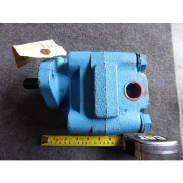 NEW PERMCO HYDRAULIC PUMP # P3000C583SPIZA07-SPI