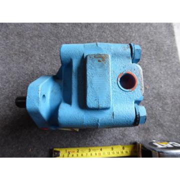 NEW PERMCO HYDRAULIC PUMP # P3000C583SPIZA07-SPI