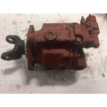 Eaton Char-Lynn M D Piston Pump 70412-3670