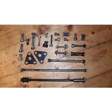 Honda VF 750 F (RC15)- Motorhalterung Motor Halter