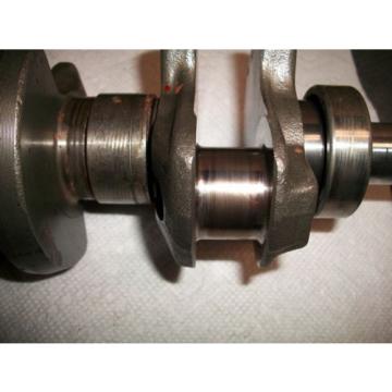 1992  Evinrude Johnson 25hp Outboard Motor Crankshaft with Bearing