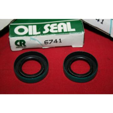 NEW Lot of (6) CR Service Oil Seal # 6741 - (4) BNIB + (2) BNWOB