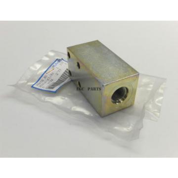 Kubota &#034;KX Series&#034; Excavator Hydraulic Gear Pump Flange - RG20863290