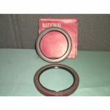 Lot of 2 New National Oil Seals 415142